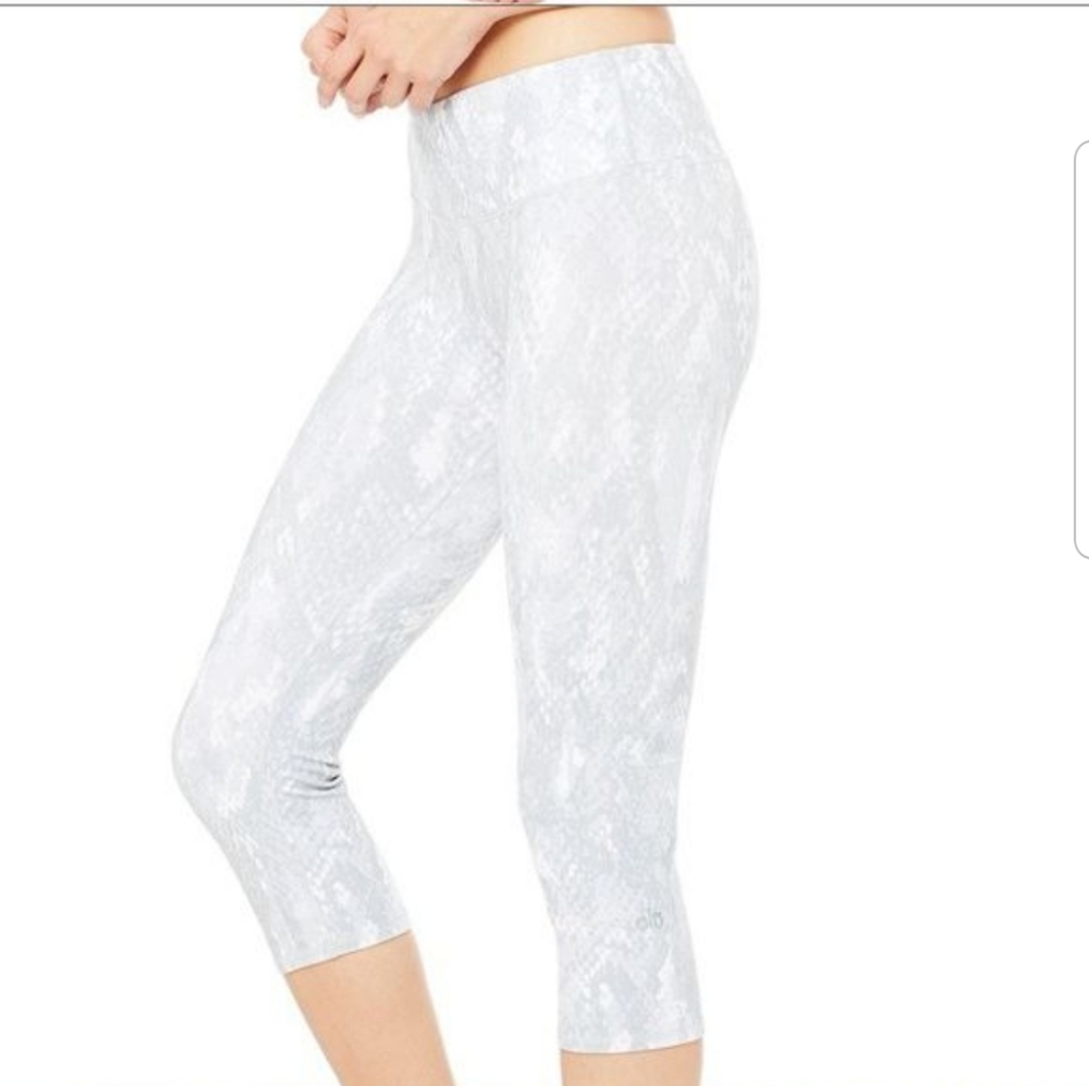 ALO yoga Midrise Crop Legging